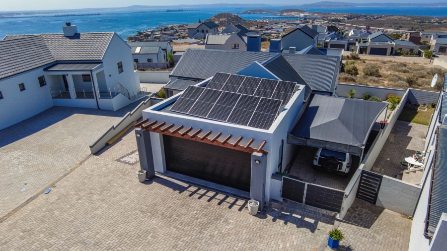 3 Bedroom Property for Sale in Hoogland Western Cape